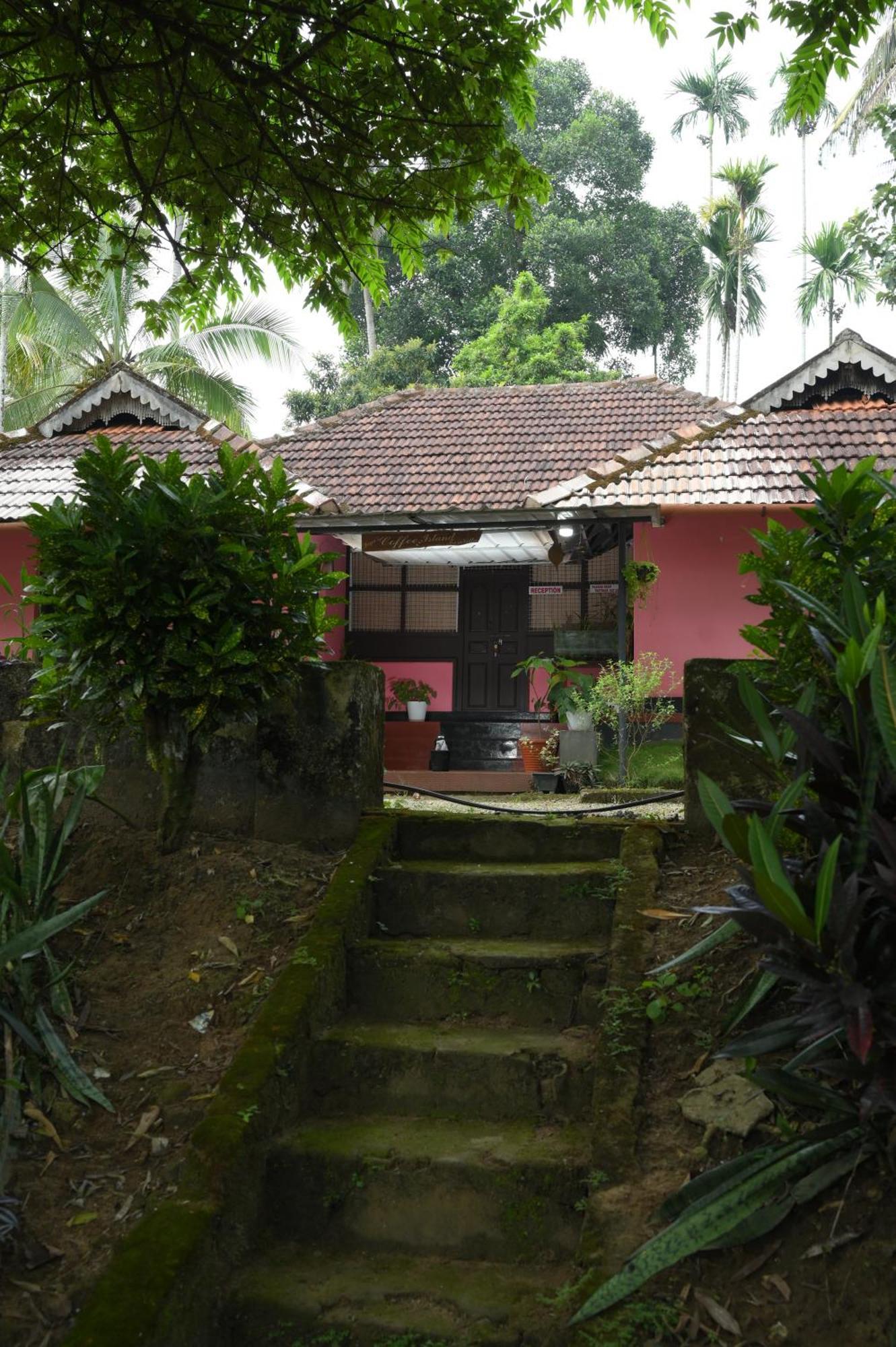 Coffee Island Resort Kaniyāmbetta Extérieur photo