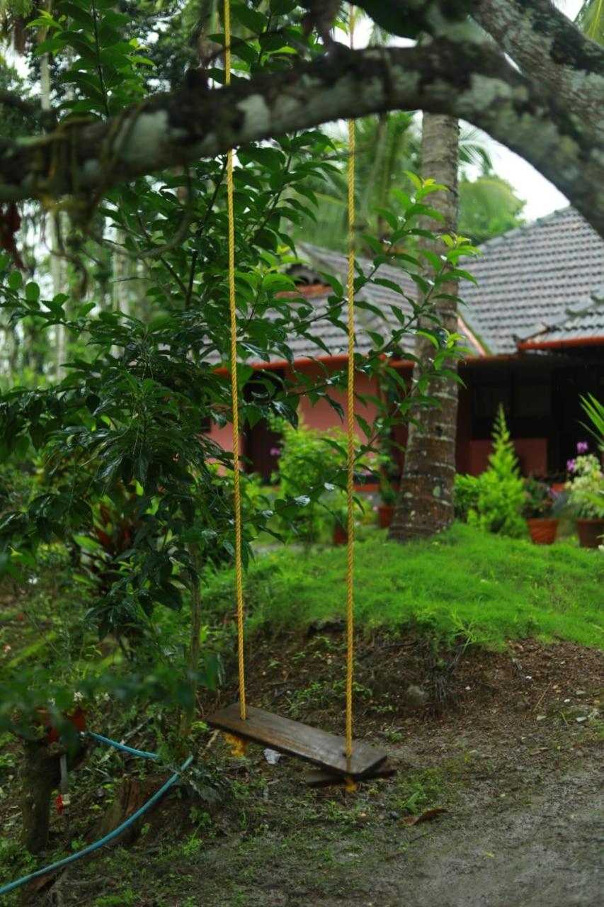 Coffee Island Resort Kaniyāmbetta Extérieur photo